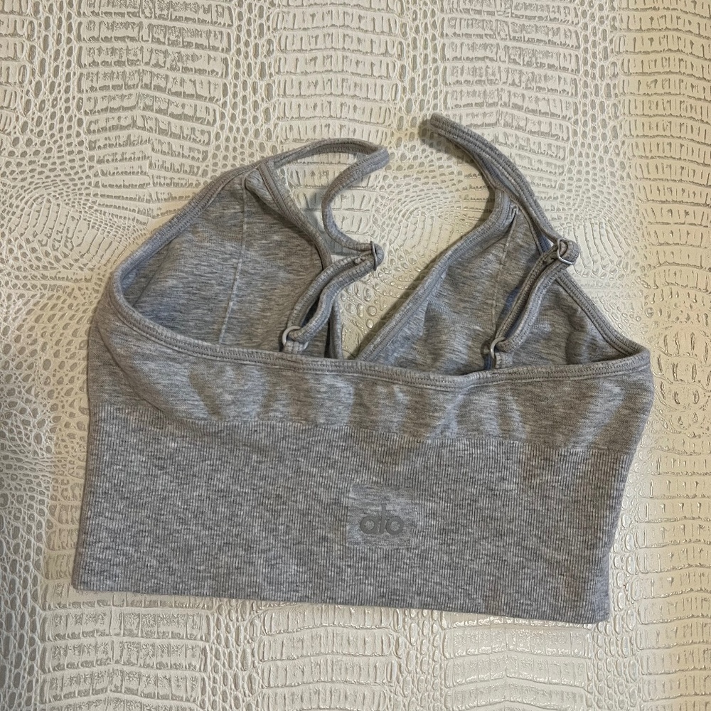 ALO Ribbed Seamless Sports Bra